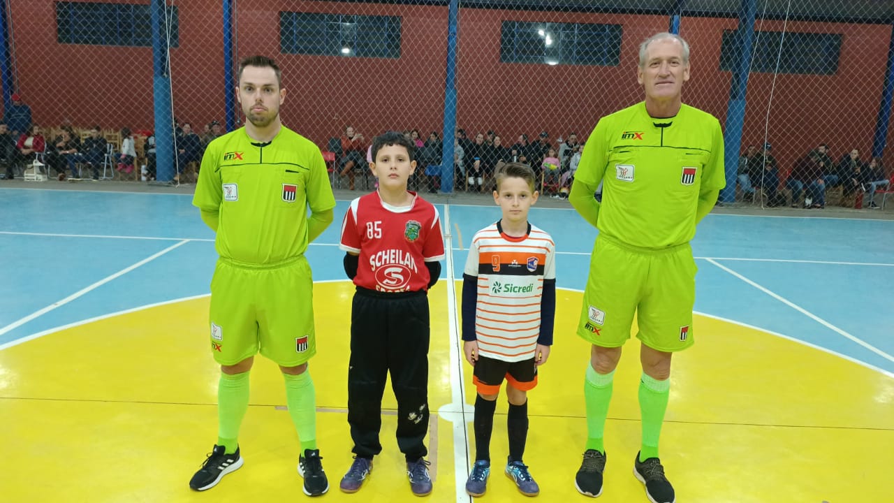Acesap estreia com duas vitórias na Copa Regional de Futsal