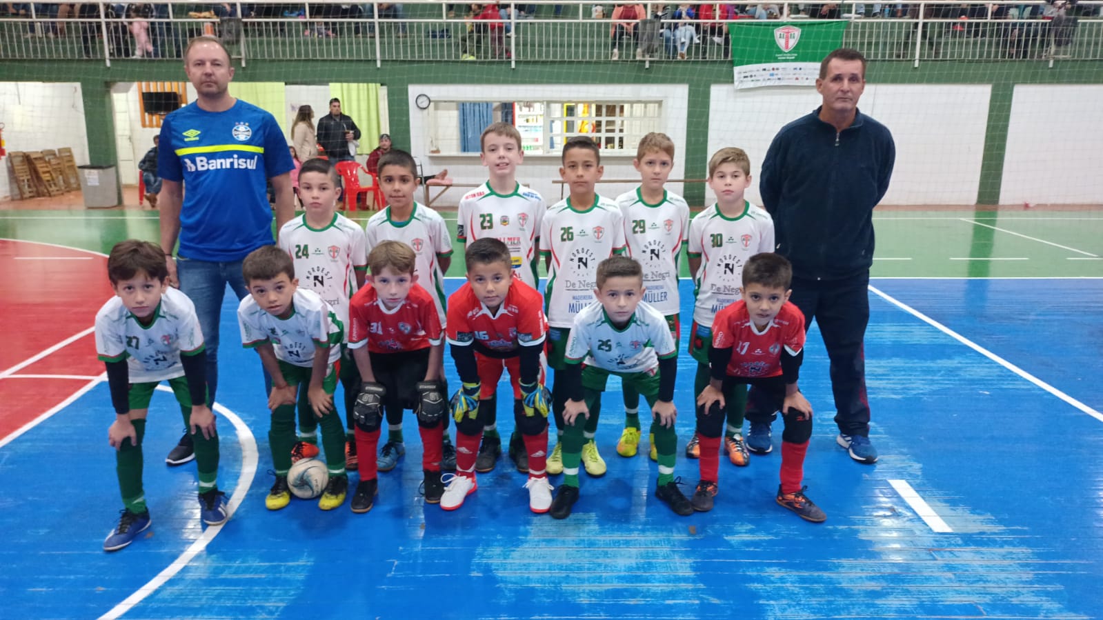 Equipes da região estreiam na Copa Regional de Futsal