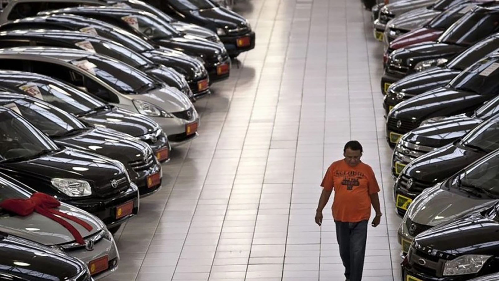 Fenabrave relata aumento de 9,6% nas vendas de automóveis e comerciais leves em maio